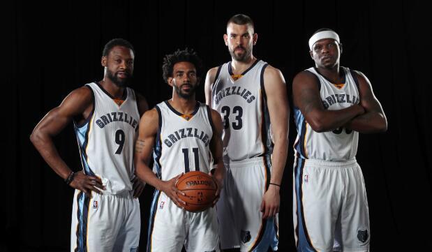 队贯穿的胜 队贯穿的胜